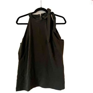 Banana Republic tank with bow